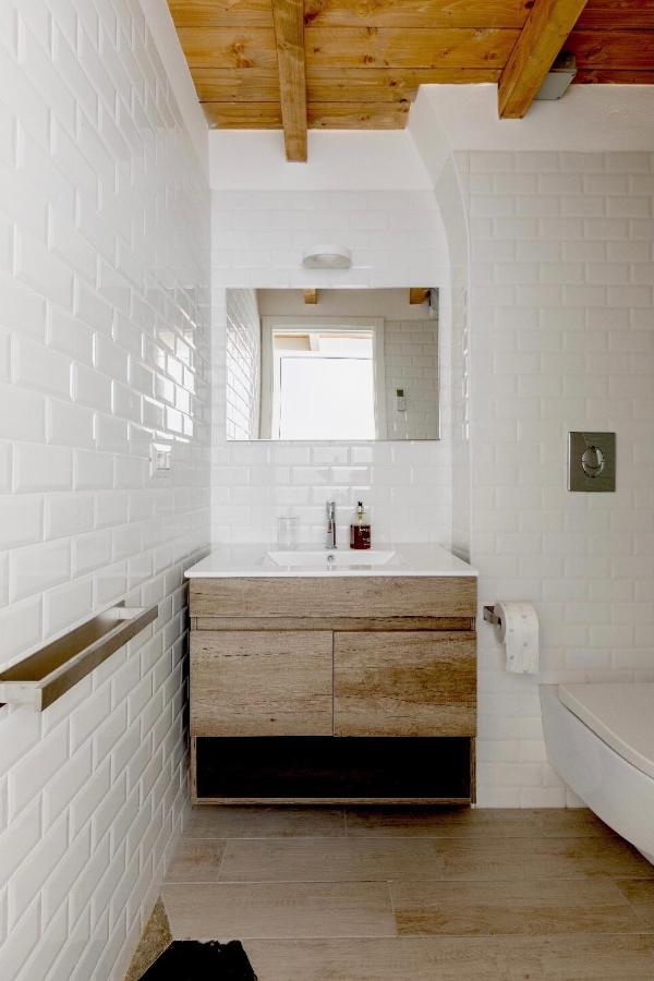 Nice Downtown Loft Rom