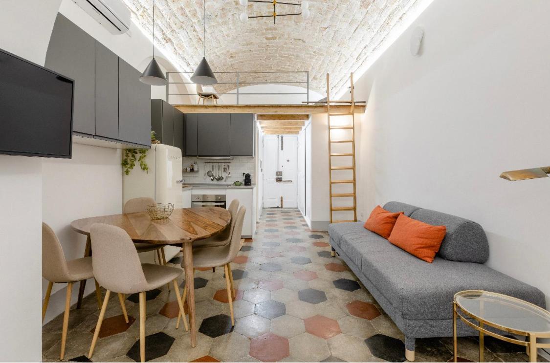 Nice Downtown Loft Appartamento *